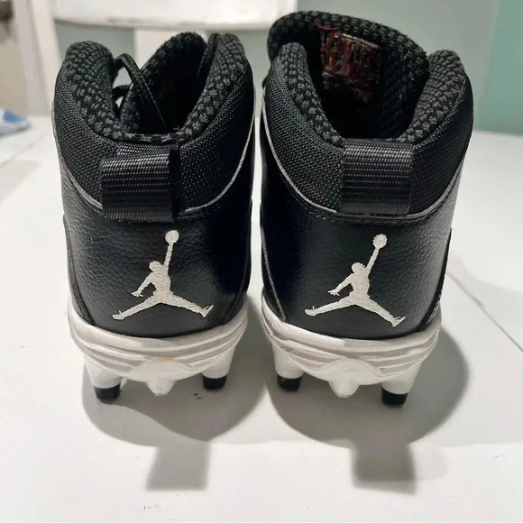 Air Jordan 10‎ TD Mids Black football cleats size 7.5 black molded main image 6
